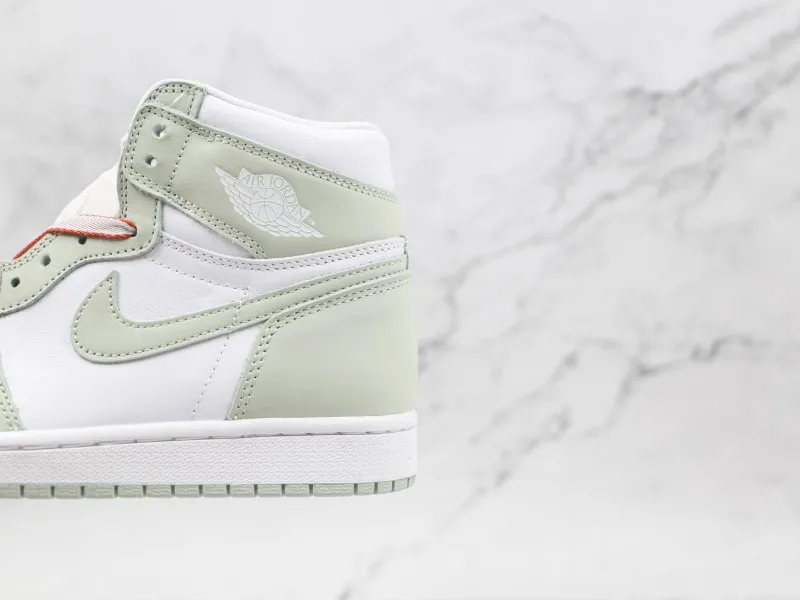 Nike Air Jordan 1 High “Seafoam” Modelo 231H